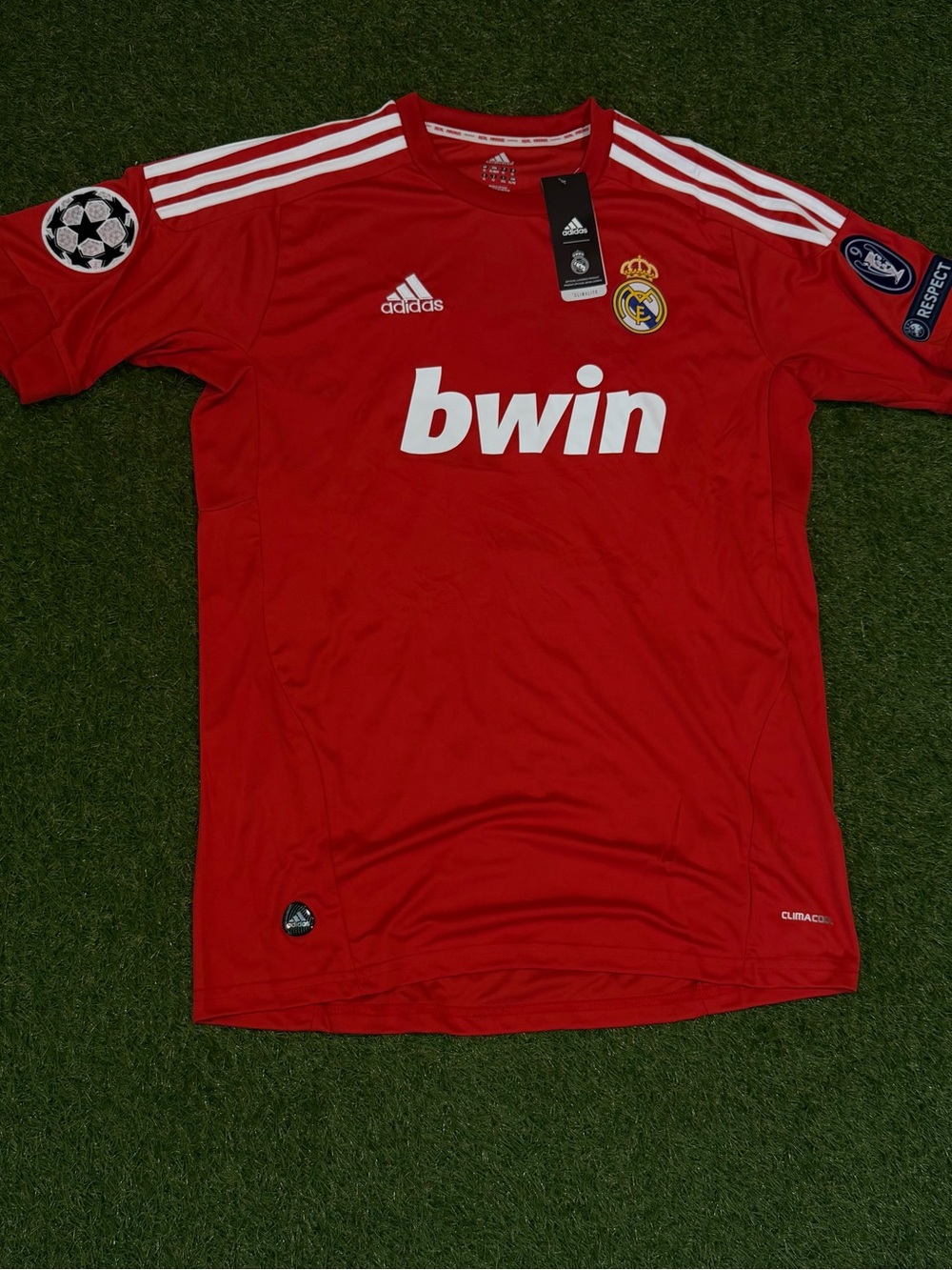 adidas Red Real Madrid 11/12 Bwin Short-Sleeve Jersey
